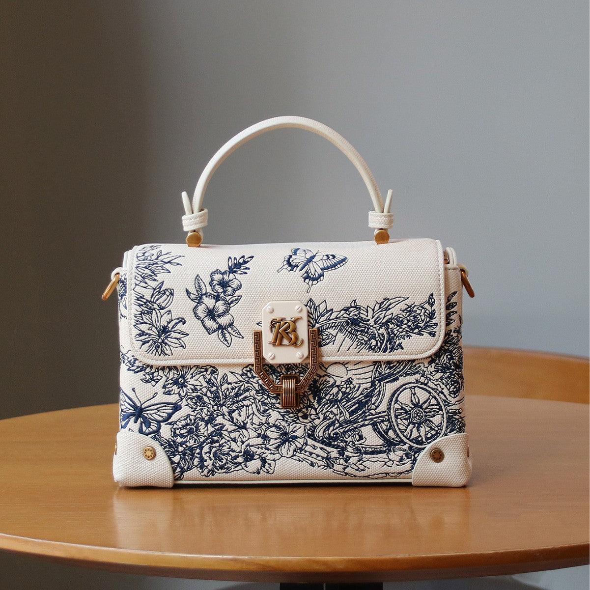 Light-luxury Intricately Embroidered Tote Shoulder Bag For Women