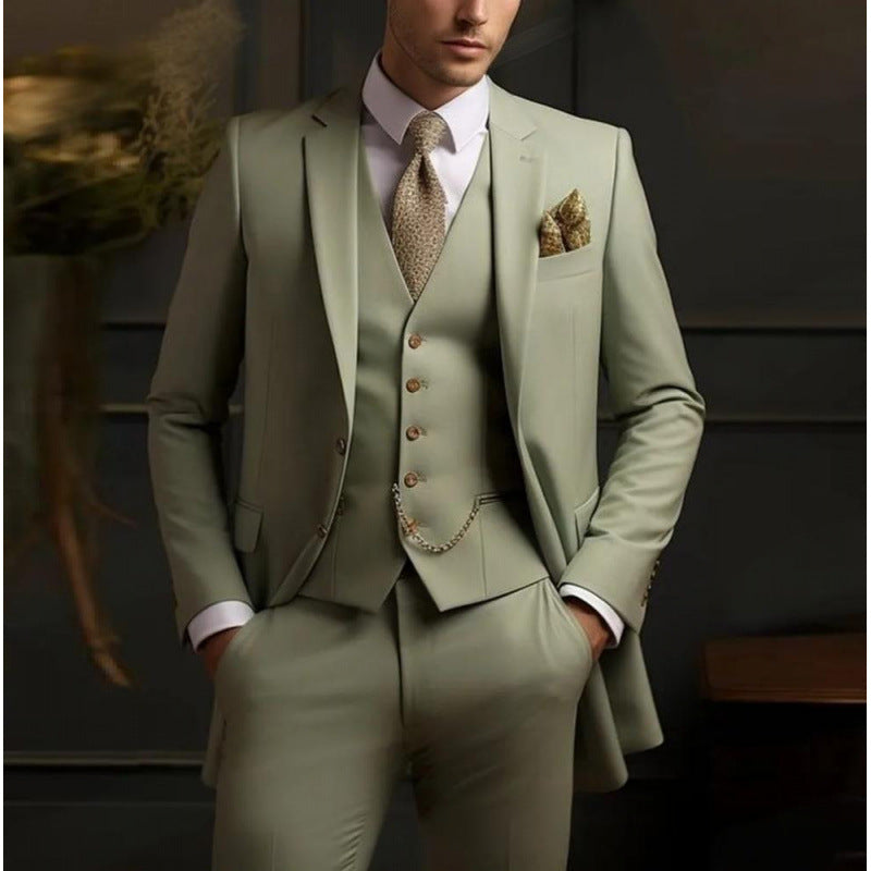 Mens Stylish Three-Piece Suit in Solid Colors for a Sophisticated Vibe