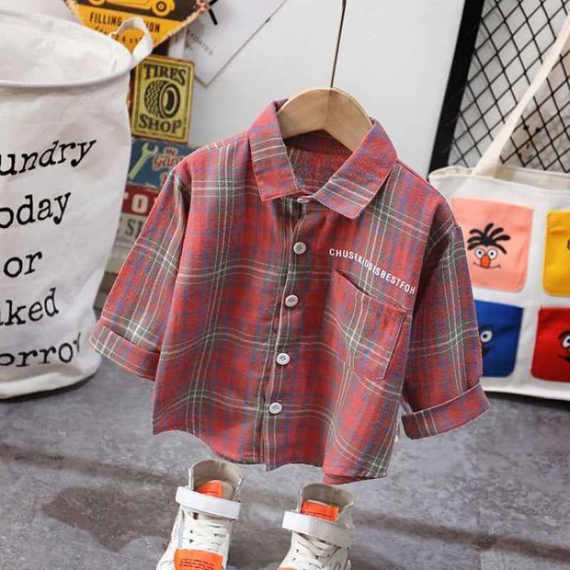 Classic Casual Plaid Button-Up Shirt