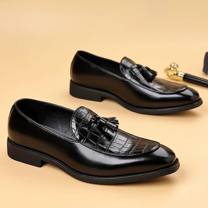 Mens Pointed-Toe Leather Slip-On Shoes for Business-Casual Style