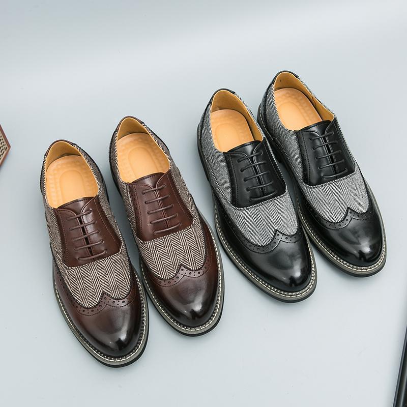 Brogue Men's Leather Shoes - Casual Formal Wear with Plaid Design
