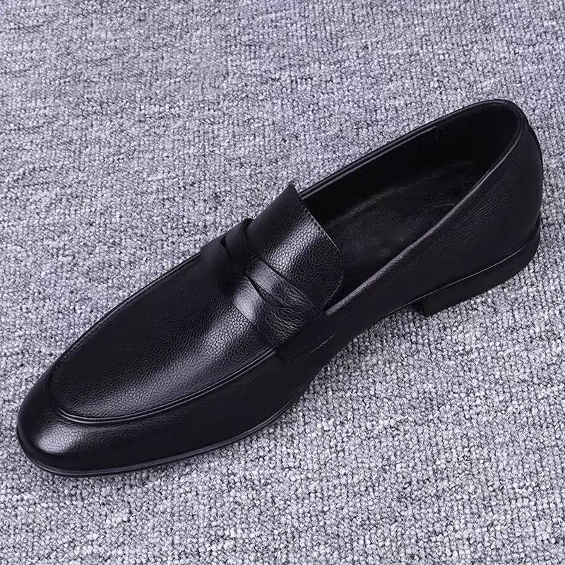 Mens Breathable Leather Shoes with Soft Soles for Casual Wear
