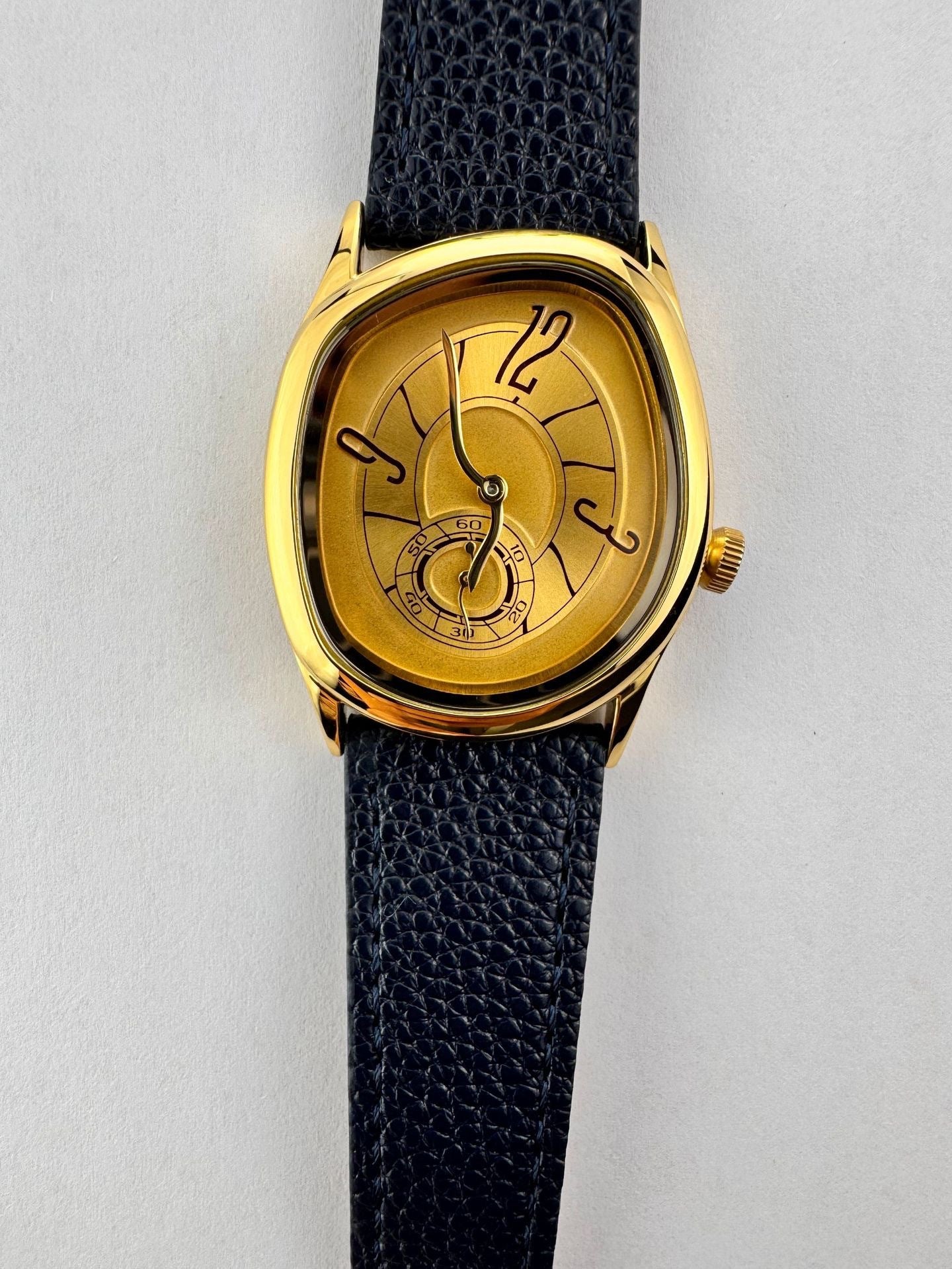 Irregular Twisted Watch Men's Quartz Watch - Neon North Clothing