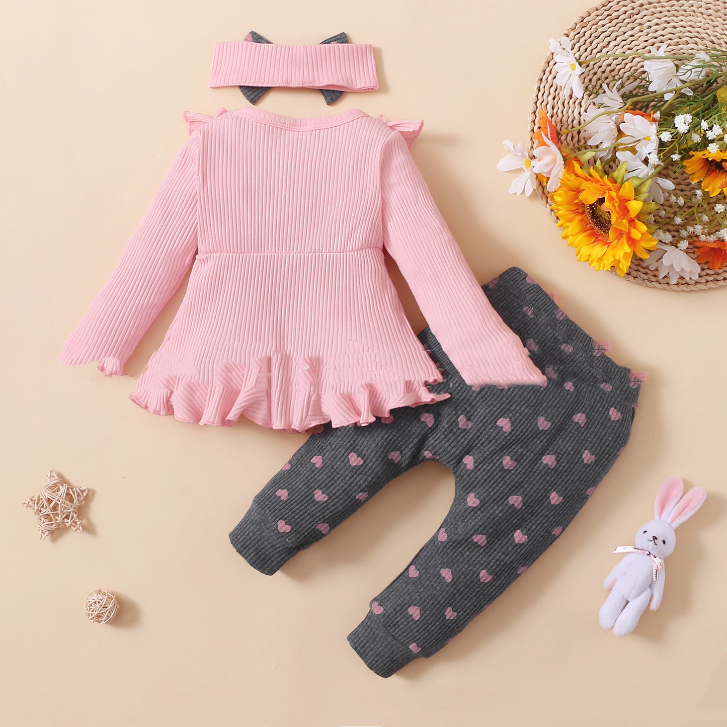 Girls Stripe Top and Heart Leggings Set for Trendy Style
