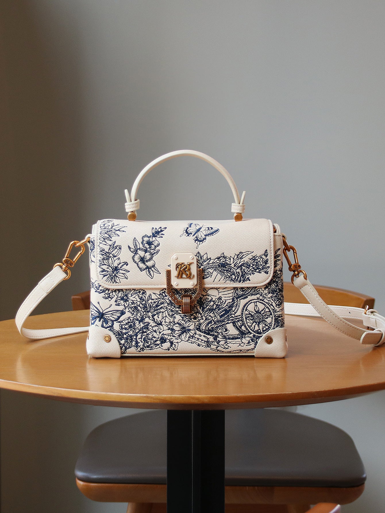 Light-luxury Intricately Embroidered Tote Shoulder Bag For Women
