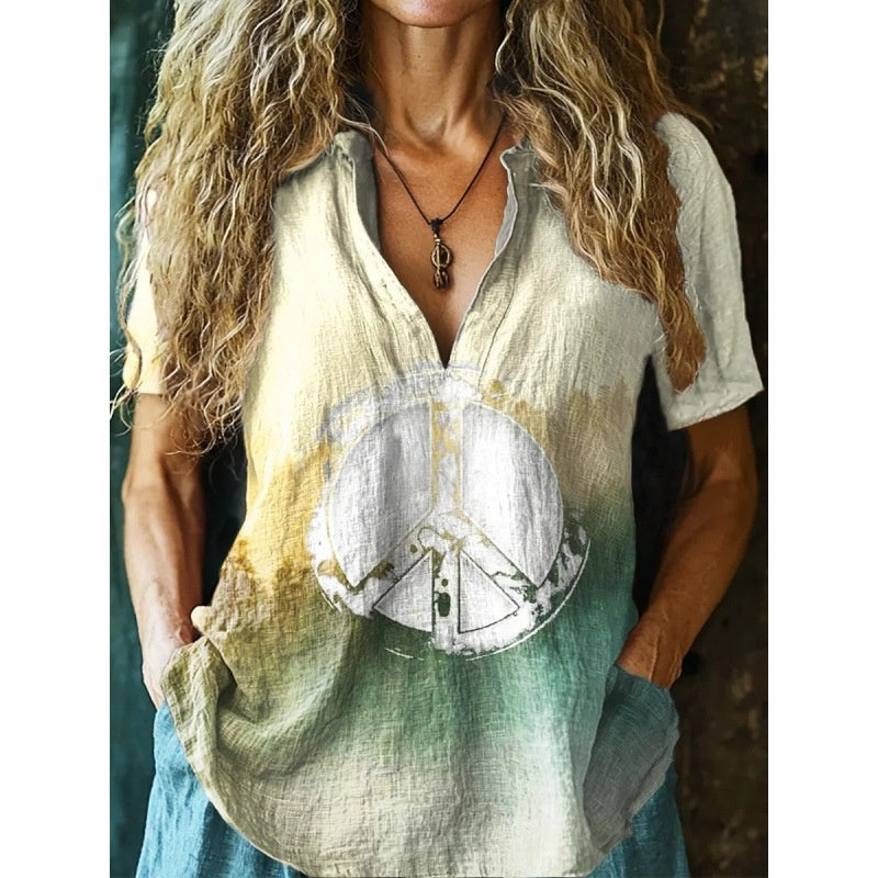 3D Printed Women's V-neck Top - Loose Short Sleeve Design