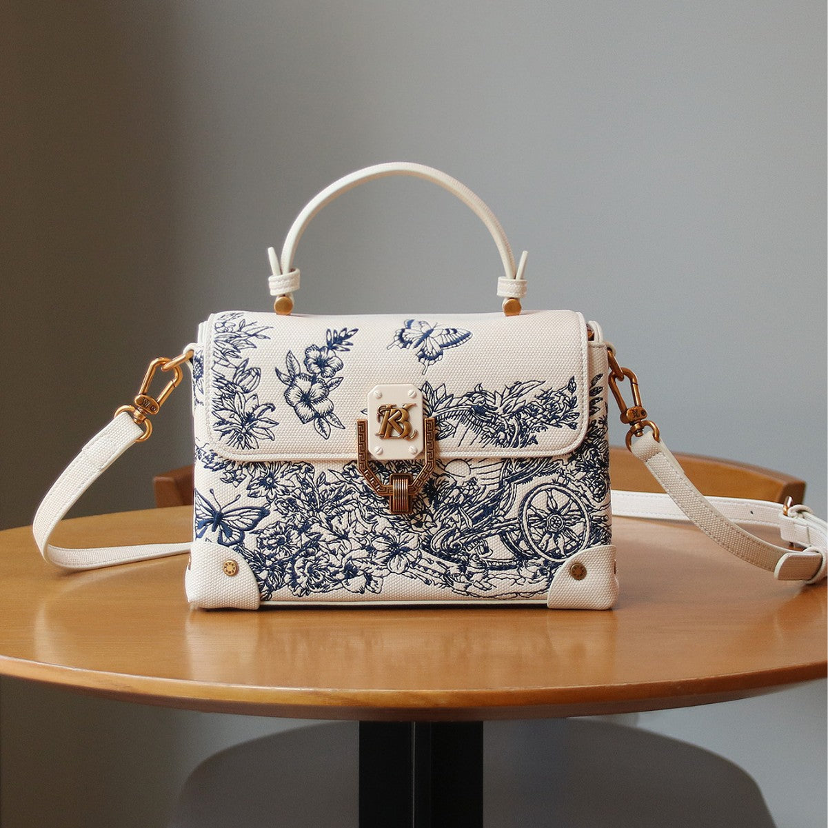 Light-luxury Intricately Embroidered Tote Shoulder Bag For Women