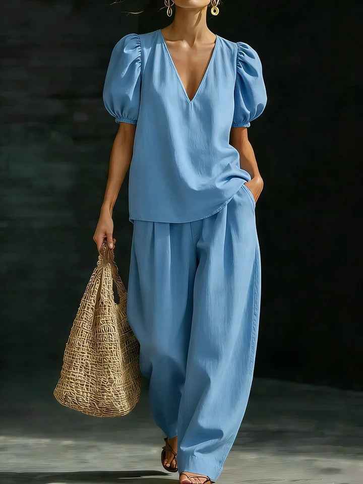 V-Neck Casual Womens Set - Stylish Short-Sleeve Fashionable Outfit