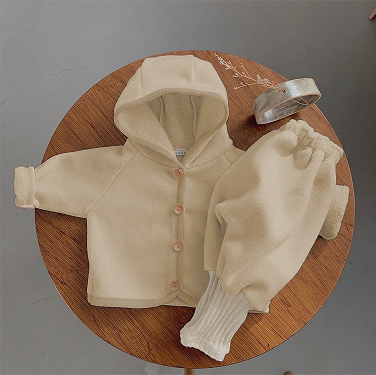 Conjunto de bebé con forro de piel sintética: sudadera con capucha y pantalón (2 piezas)