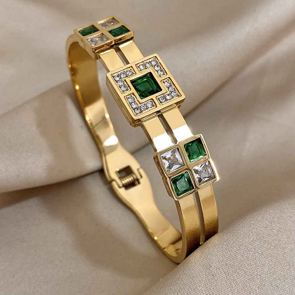 Niche Designer Fashion Jewelry For Women
