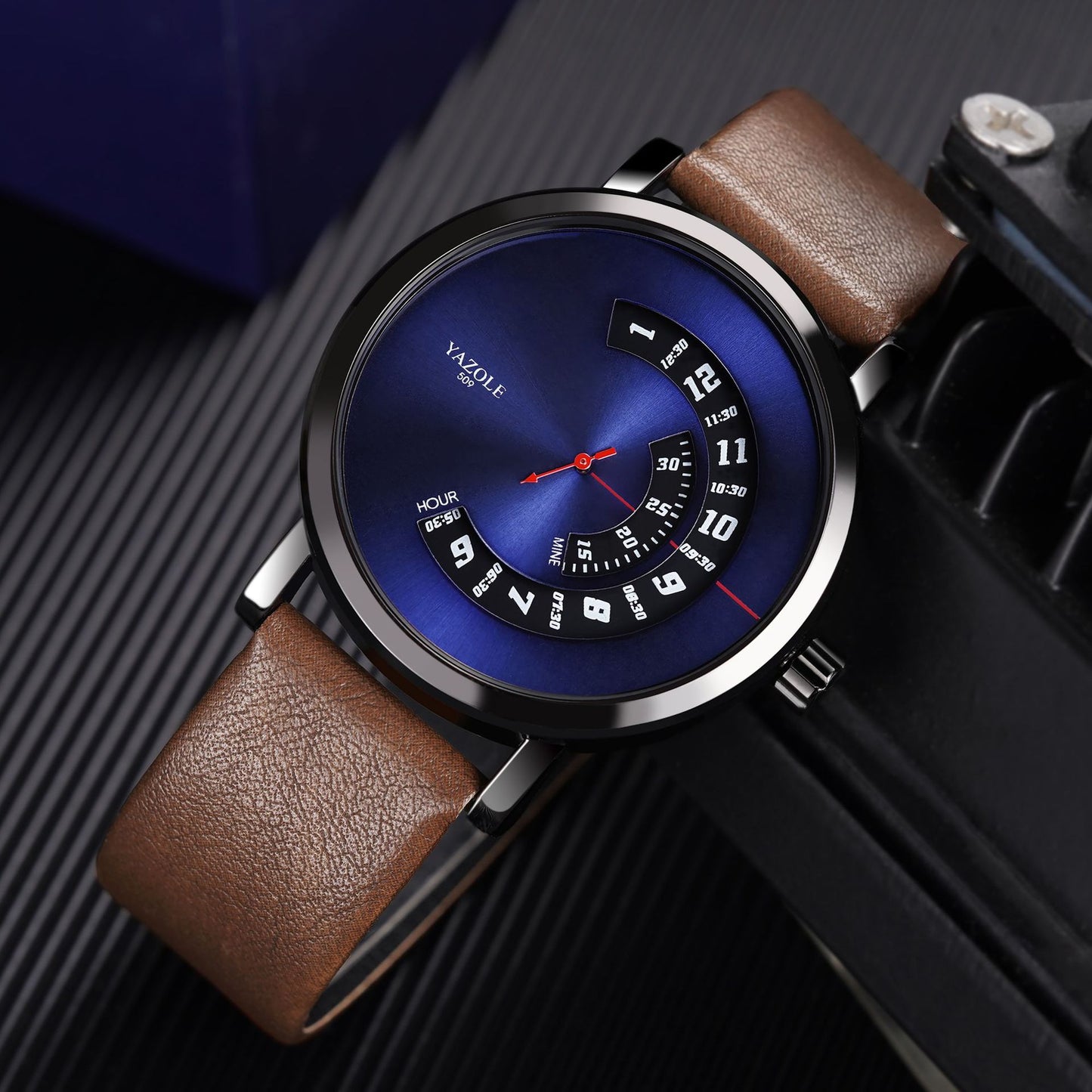 YAZOLE Rotary Non-Mechanical Quartz Watch Men's Wristwatch - Neon North Clothing