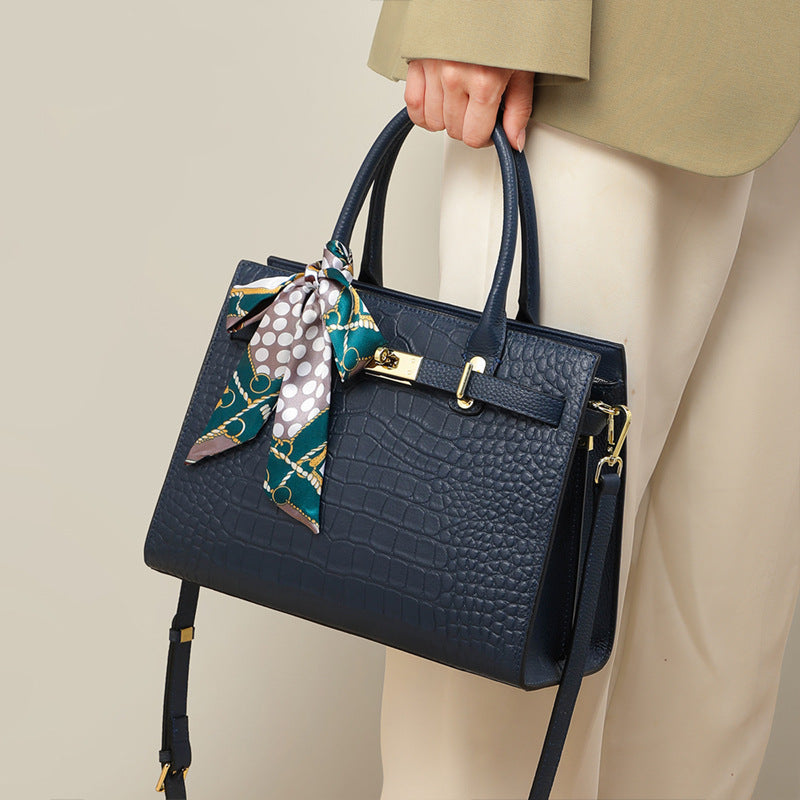 Sac à main en cuir à poches tridimensionnelles