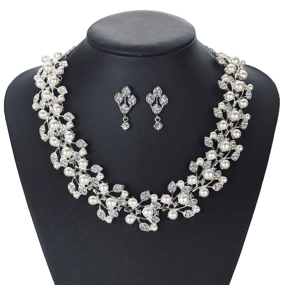 Pearl Leaf-Shaped Jewelry Set For Women