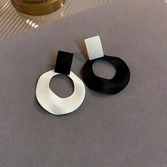 Geometric Irregular Circle Earrings - Neon North Clothing