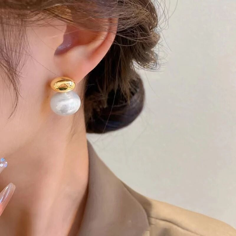 Retro Temperament Flat Bean Pearl Earrings - Neon North Clothing