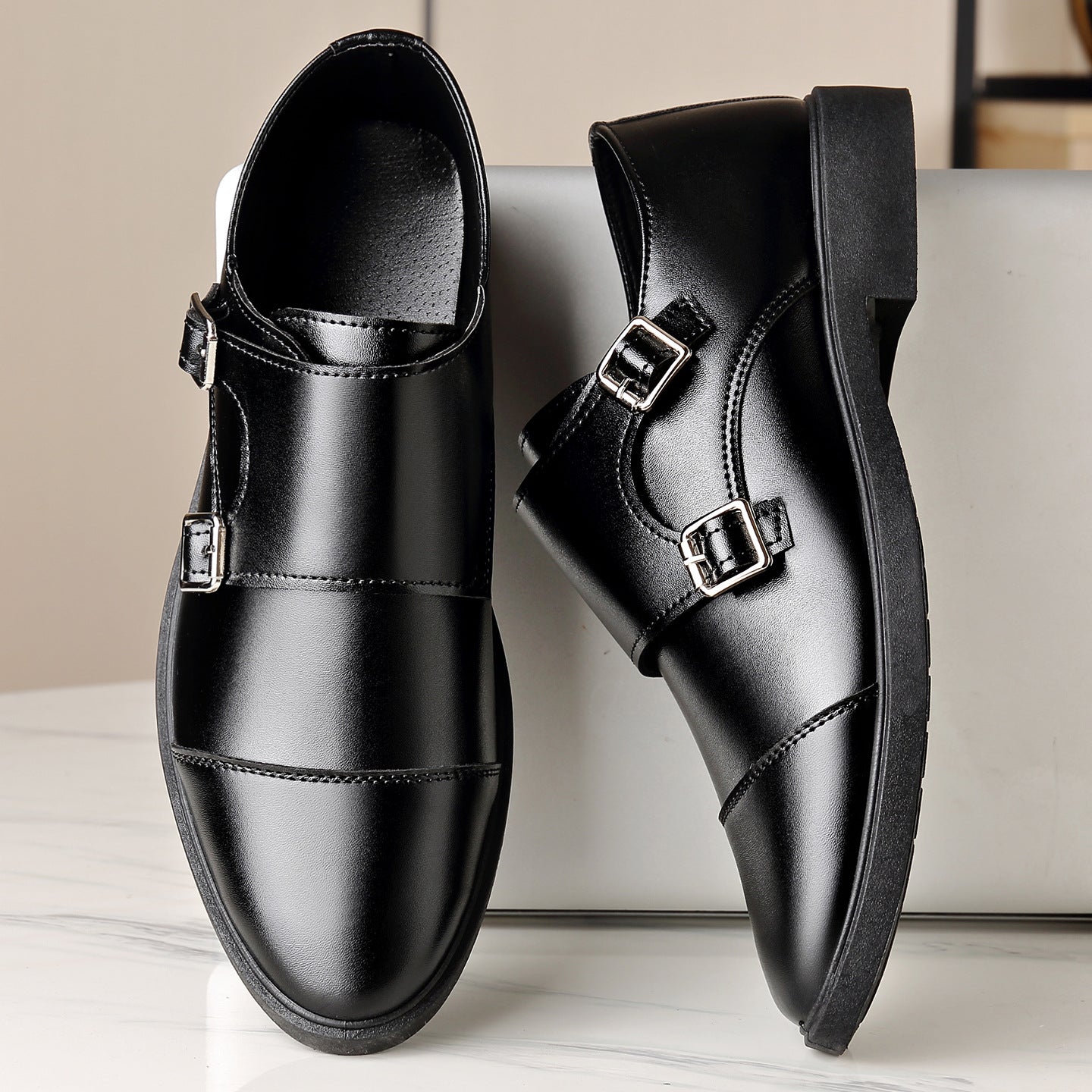 Soft Bottom Men's Leather Slip-on Shoes for All-day Comfort
