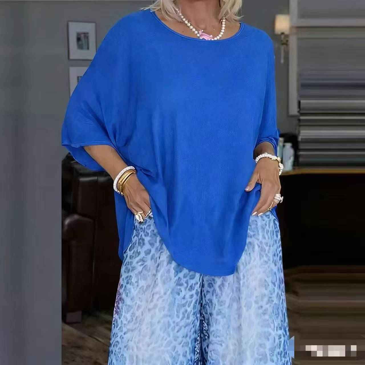 Womens Two-Piece Set: Fashionable Loose Top and Wide-Leg Pants