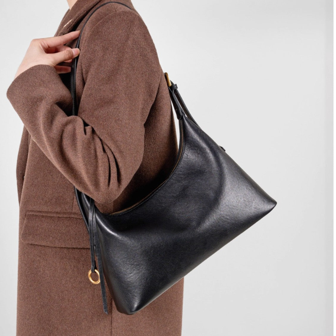 Genuine Leather Shoulder Bag Large Capacity for All Your Essentials