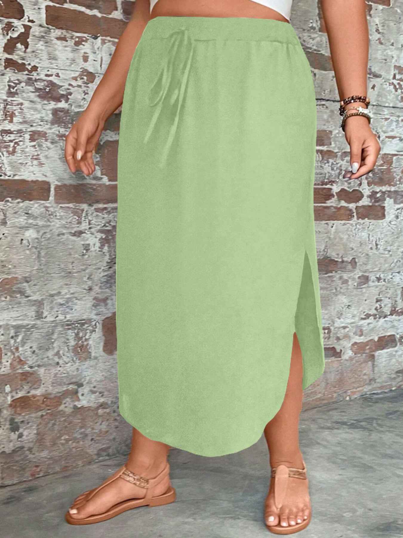 Plus-size Tie-front Split Skirt in Solid Color for Women