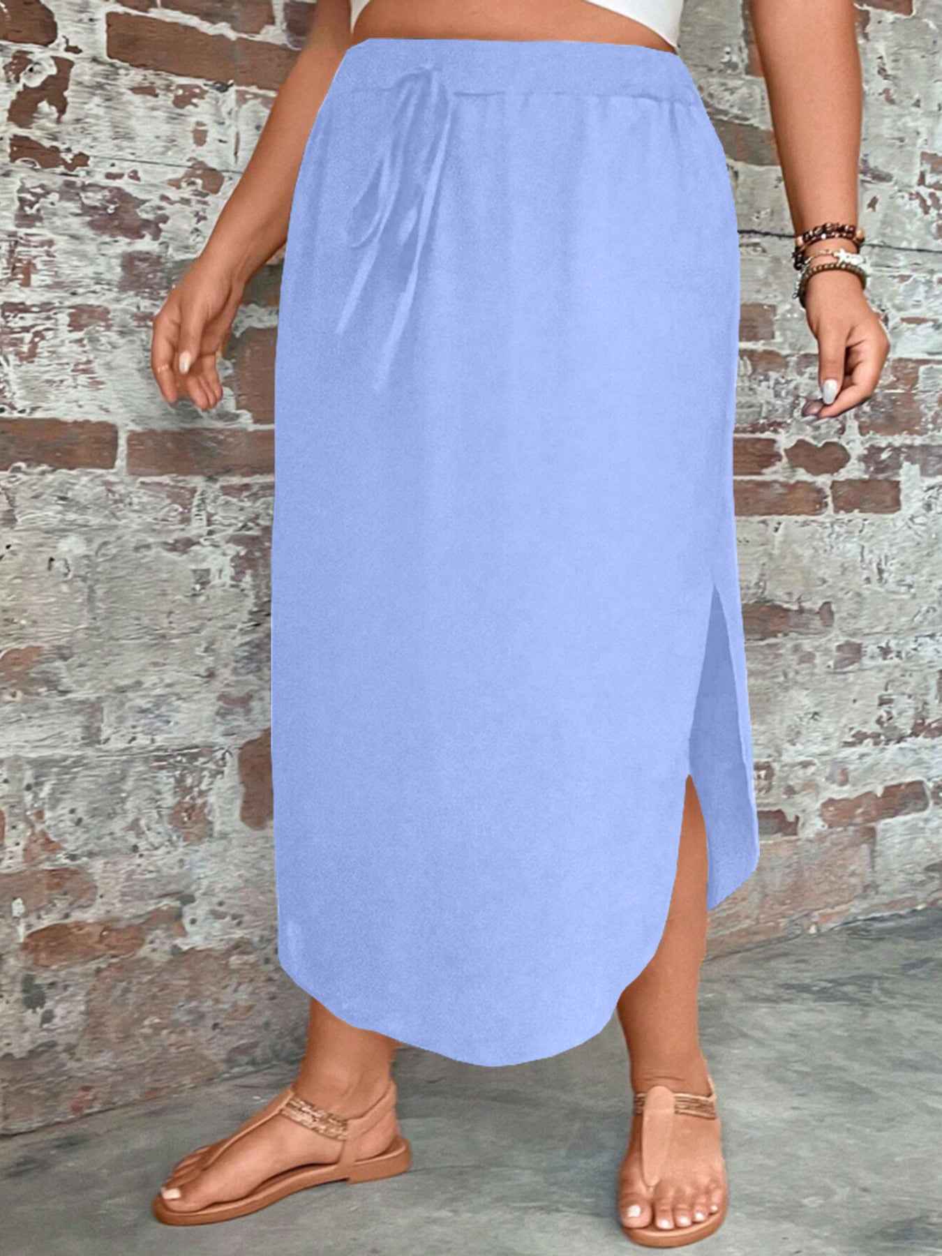 Plus-size Tie-front Split Skirt in Solid Color for Women