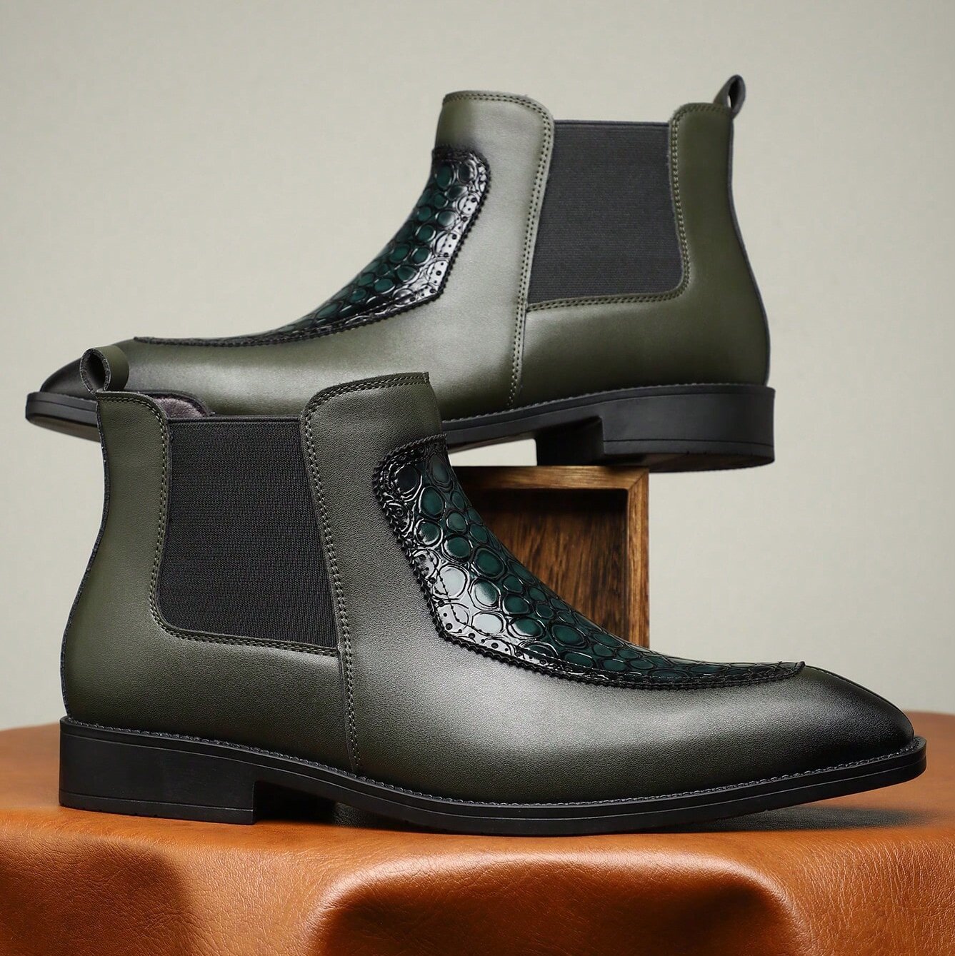 Business Casual Men's Boots - Mid-top Retro Pointed Versatile Martin Boots